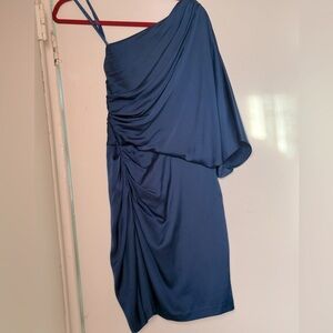 Aidan Mattos 100% polyester 4% spandex